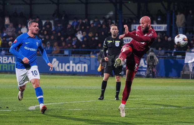 Basarab Panduru a dat de pământ cu CFR Cluj: „Cu acest joc nu are cum să tragă la titlu. Poate doar să-i mai încurce pe alții”
