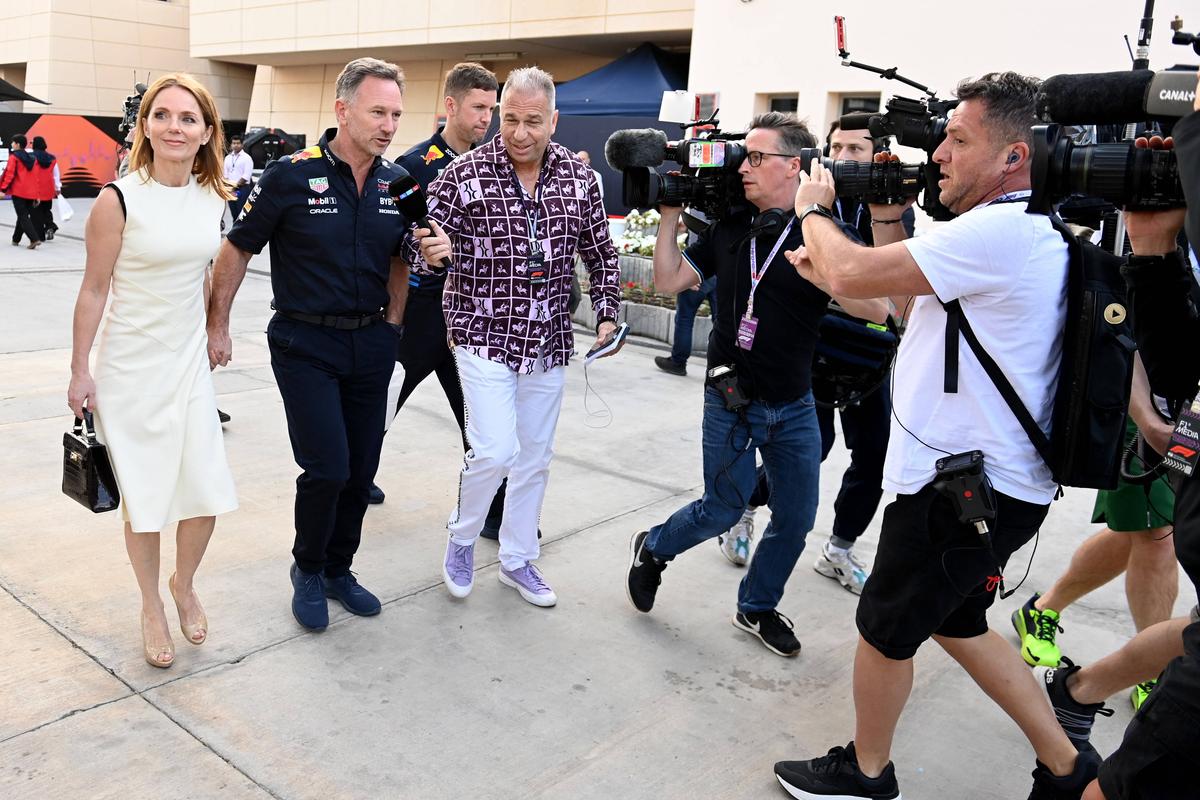 Geri Halliwell alături de Christian Horner în Bahrain, deși mesajele cu conotații sexuale ale soțului său către o altă femeie au făcut înconjurul padocului în acest final de săptămână