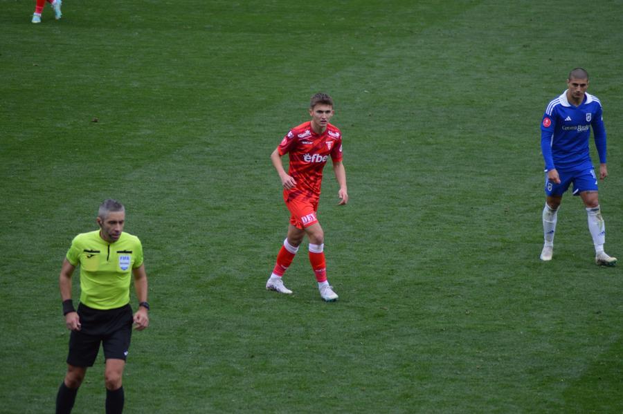 Cătălin Vulturar a debutat la UTA în victoria cu FCU Craiova din etapa 29, scor 3-2 Din vară la Rapid? „Sigur ne vom baza pe el. Nu găsești mulți fotbaliști de tipul lui”