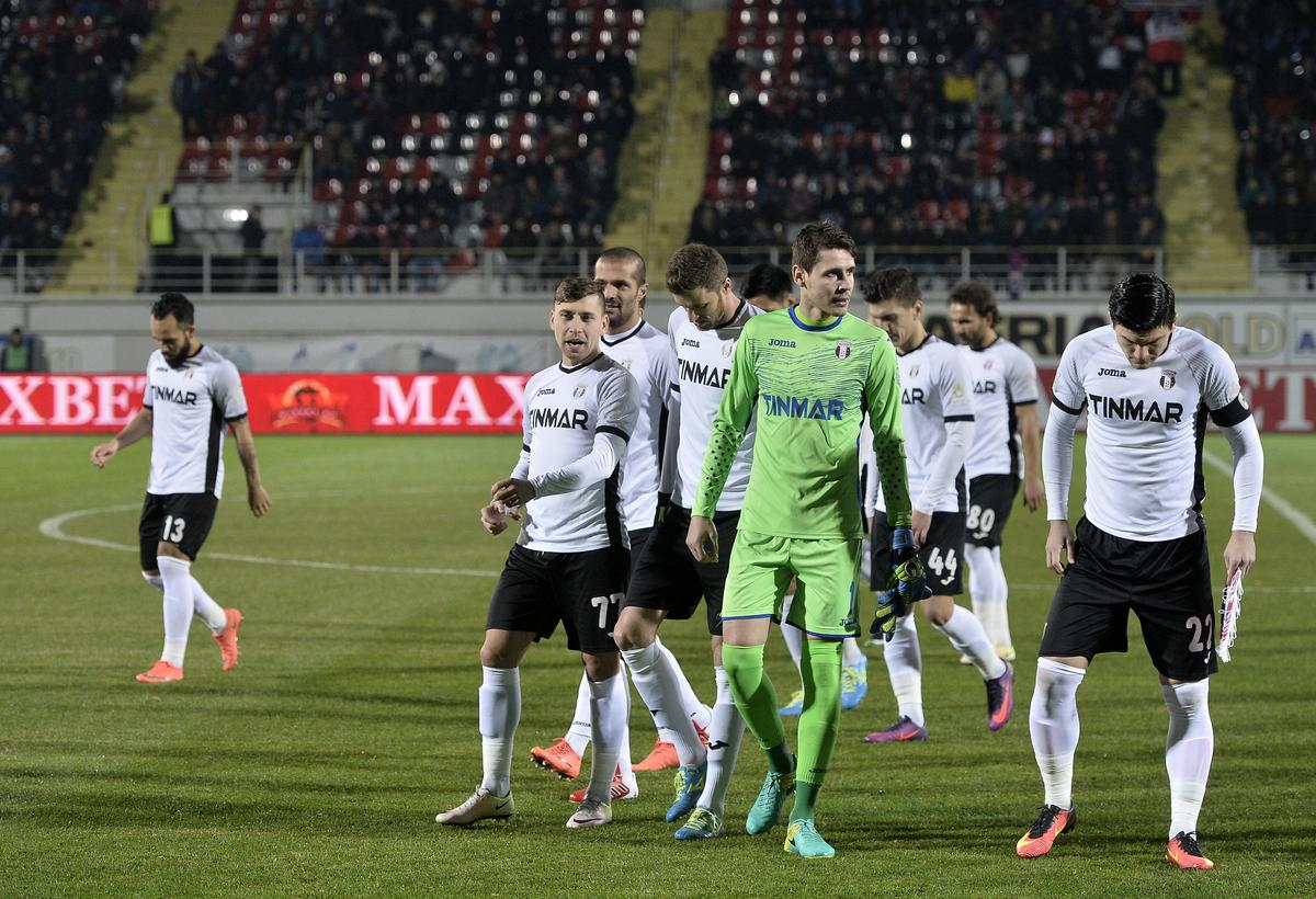 Ce s-a întâmplat la ultima victorie a lui Șumudică în fața rivalei FCSB » Vedetele care erau pe teren + cine a fost arbitru