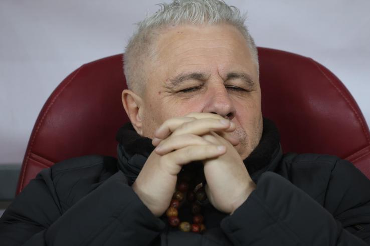 Marius Șumudică, în Rapid - FCSB, foto: Ionuț Iordache