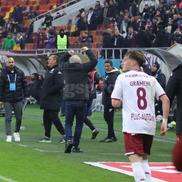Marius Șumudică, dezlănțuit după golul lui Dobre în Rapid - FCSB/ foto Ionuț Iordache (GSP)