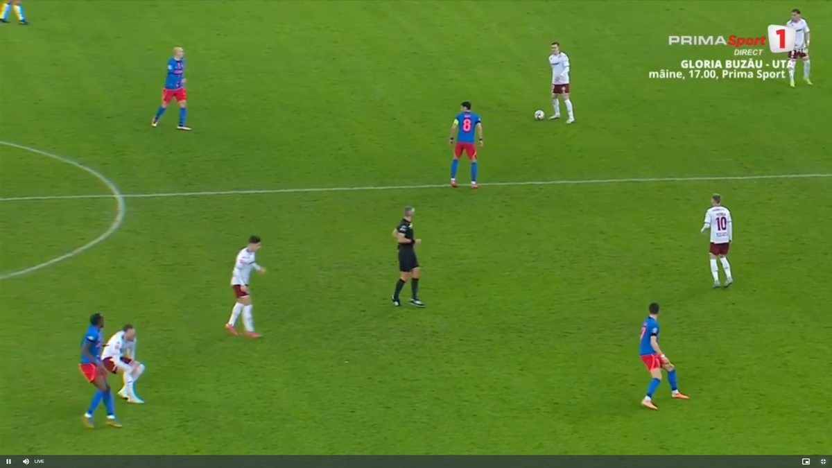 Decizie controversată în Rapid - FCSB! Eliminat după două galbene în 4 minute