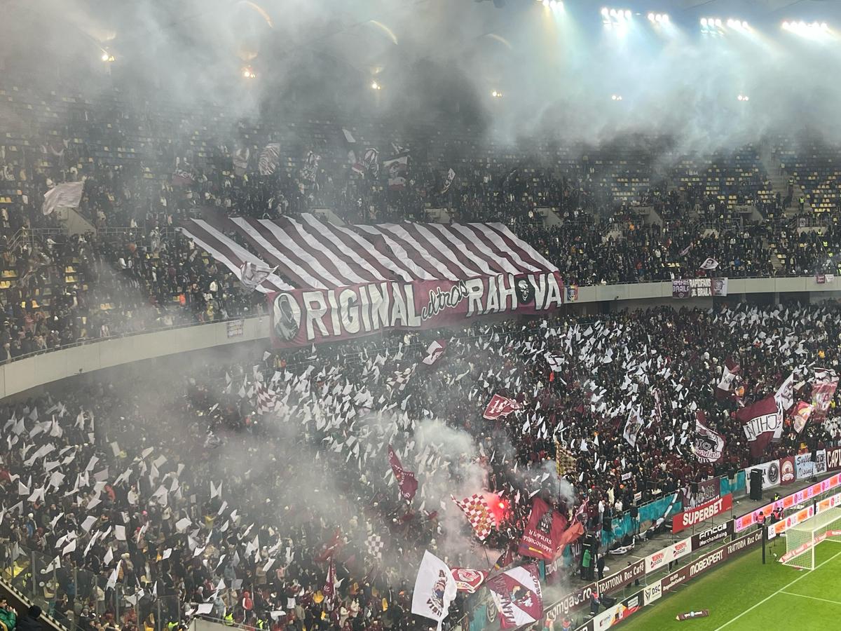 Scenografia suporterilor de la Rapid în meciul cu FCSB