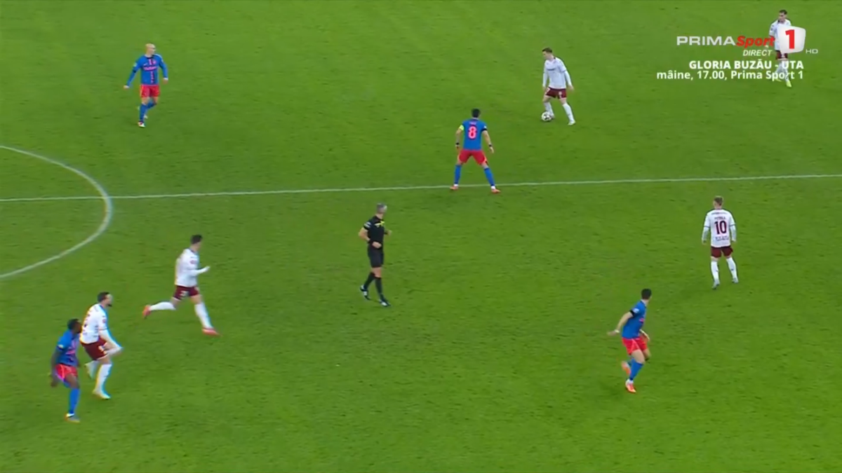 Decizie controversată în Rapid - FCSB! Eliminat după două galbene în 4 minute