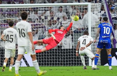 Real Madrid s-a făcut de râs în La Liga » Încă un pas greșit în lupta cu Barcelona