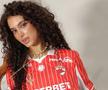 Eva, fiica lui Andrei Nicolescu va intona imnul naționalei de fotbal feminin a României la meciul cu Moldova // FOTO: Instagram @evanicolescu_