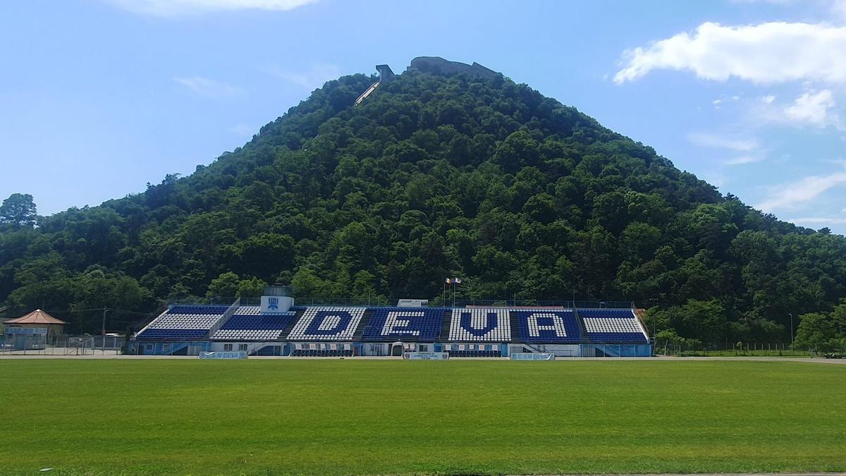 Tensiuni majore! Senatorul PNL contestă dur alegerea echipei care ar urma să joace în Superliga: „Interese punctuale sau strategii politice”