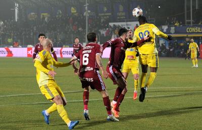 OUT la Rapid - Craiova » Titularul lui Costel Gâlcă nu va juca în derby