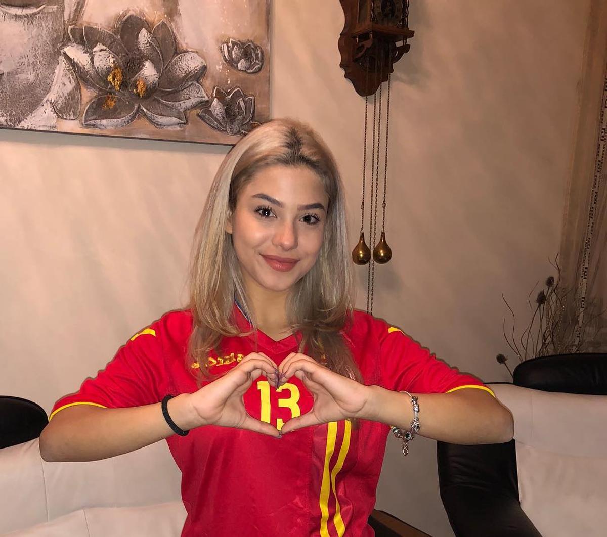 FOTO Iubita lui Mihăilă, gata să facă senzație în Italia! Mesajul postat după transferul la Parma