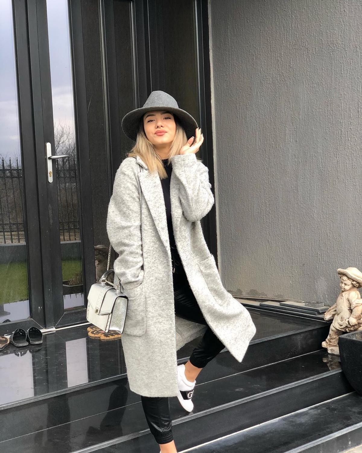FOTO Iubita lui Mihăilă, gata să facă senzație în Italia! Mesajul postat după transferul la Parma