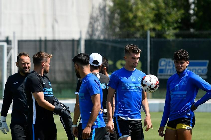 Antrenament FCSB la baza din Berceni FOTO www.fcsb.ro