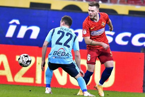 Denis Haruț (în dreapta), FCSB // foto: Imago