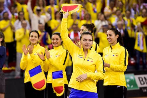 Simona Halep în echipamentul României, foto: Imago