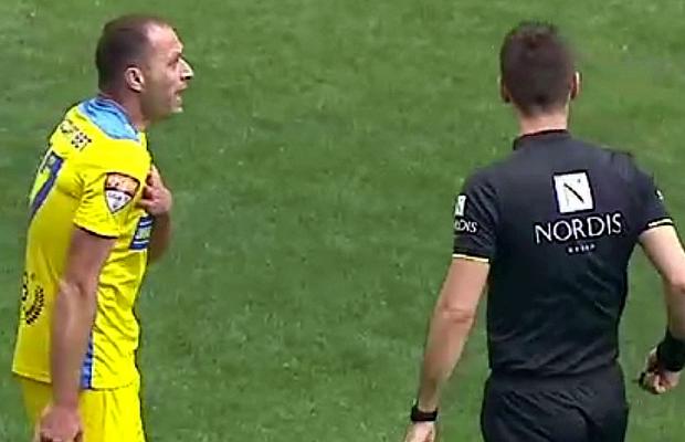 Cebotaru dezvăluie ce a discutat cu arbitrul după penalty-ul controversat din CSA Steaua - Petrolul: „L-am rugat frumos să intre în vestiar”
