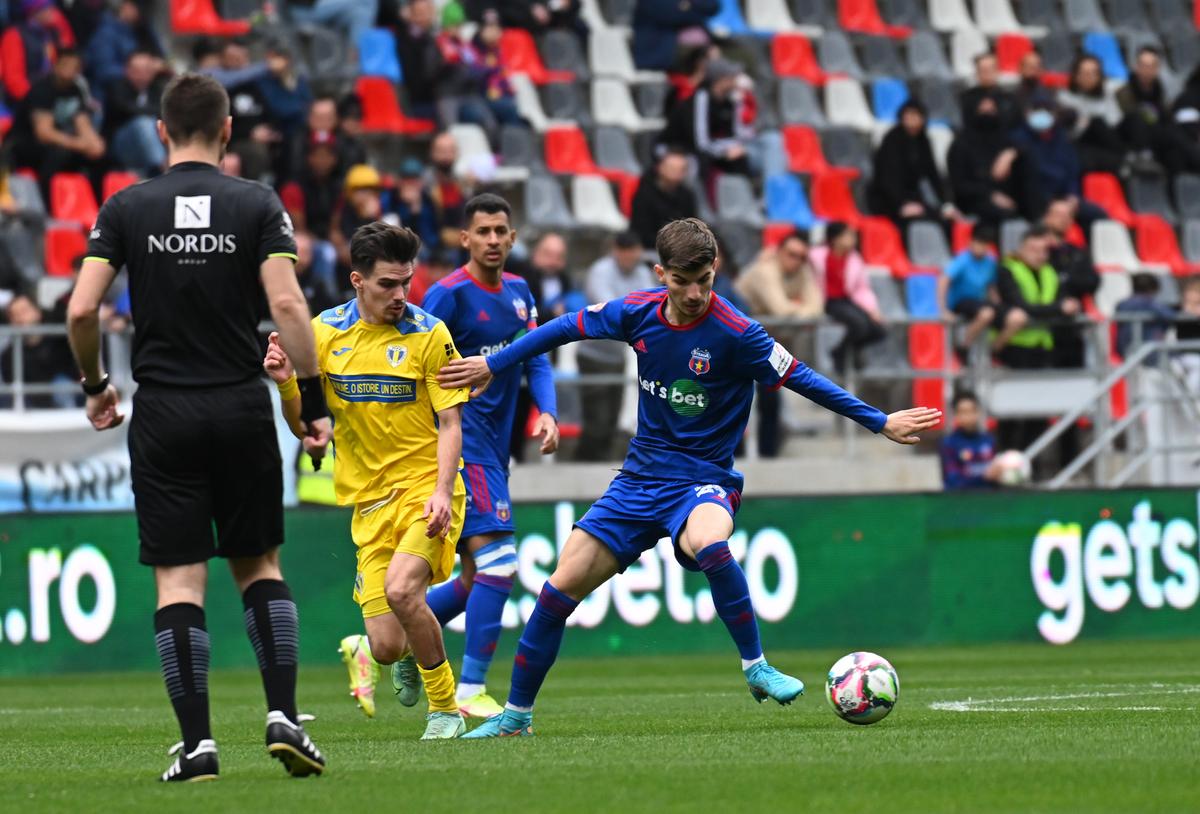 Daniel Oprița, încântat după CSA Steaua - Petrolul » Ce le-a spus jucătorilor la pauză