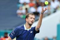 Daniil Medvedev, operat după eliminarea de la Miami » Ce turnee poate rata