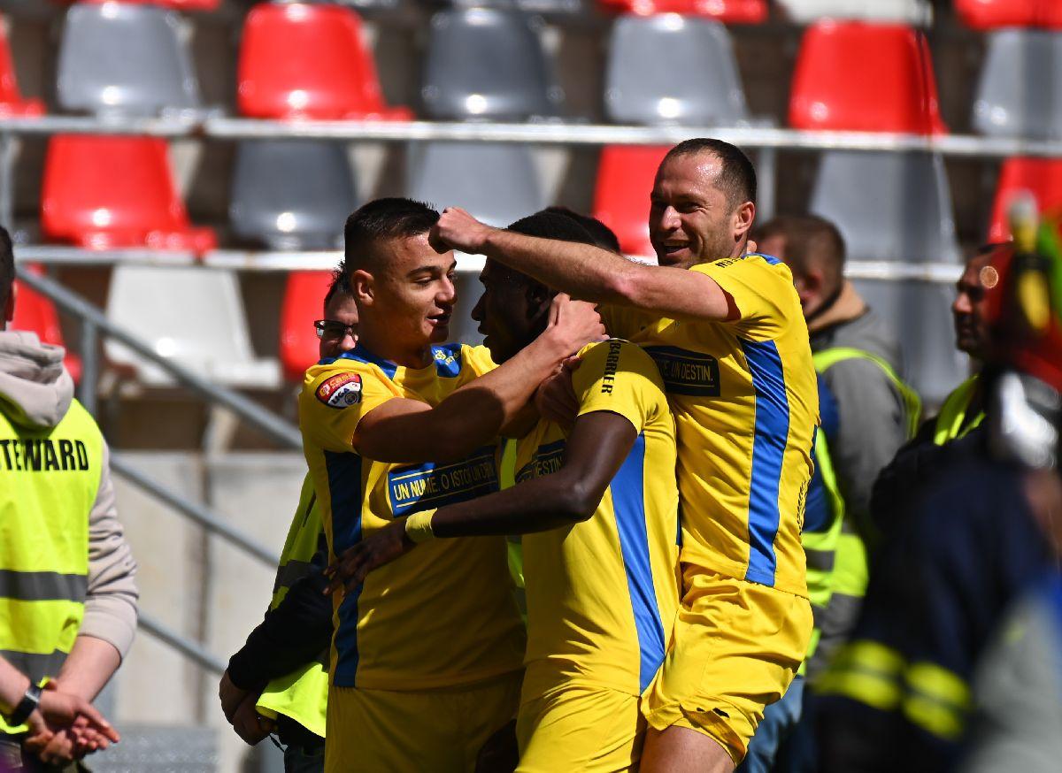 Daniel Oprița, încântat după CSA Steaua - Petrolul » Ce le-a spus jucătorilor la pauză