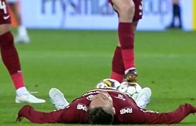 Ciprian Deac și-a speriat colegii, cu puțin timp înaintea derby-ului Craiova - CFR » S-a prăbușit pe teren la încălzire!