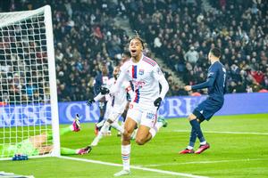 Acord între Liverpool și Bradley Barcola » PSG face un discount de 20% pentru transferul extremei franceze!