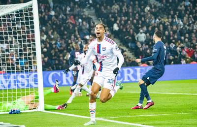 PSG - Olympique Lyon 0-1, în derby-ul etapei #29 » Liderul din Ligue 1 n-a avut replică în fața echipei de pe locul 9!
