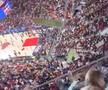 A adus stripteuza în tribune la meciul favoriților » Imagini incredibile cu dansul lasciv și cu „ploaia de bani”