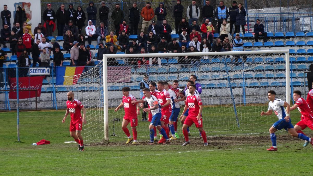 Unirea Dej - Dinamo 0-3 » „Câinii” câștigă la scor de neprezentare și fac un pas uriaș spre „baraj!” Miza următorului meci e IMENSĂ!