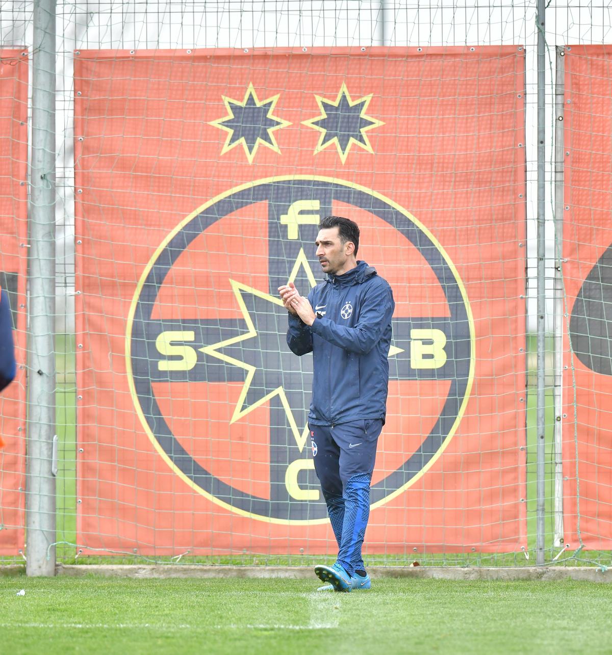„În urmă cu 3 săptămâni a apărut interesul” » Elias Charalambous, detalii despre negocierile cu FCSB