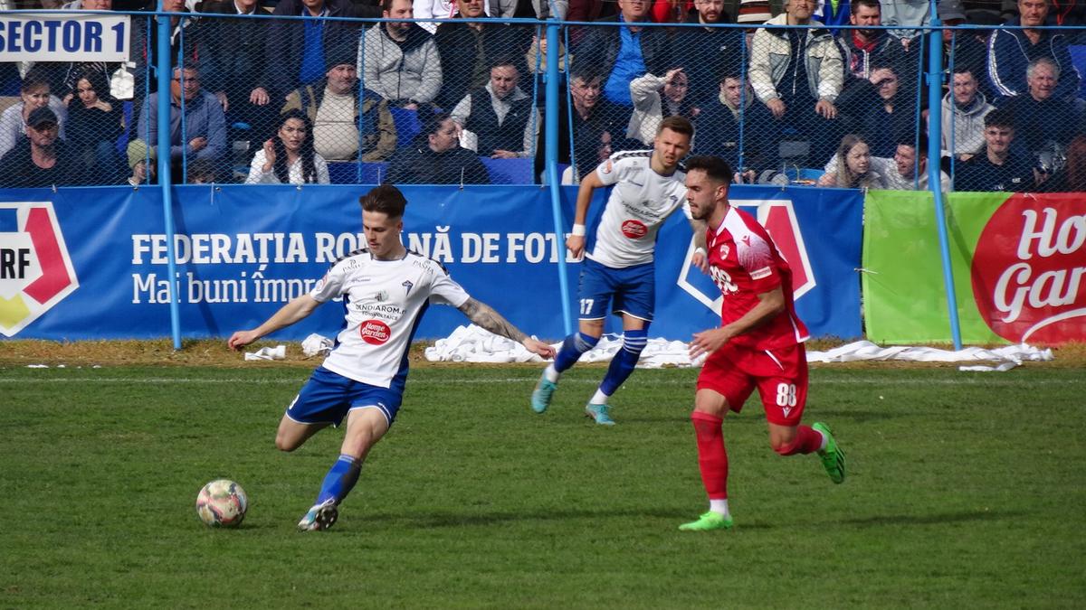 Unirea Dej - Dinamo 0-3 » „Câinii” câștigă la scor de neprezentare și fac un pas uriaș spre „baraj!” Miza următorului meci e IMENSĂ!