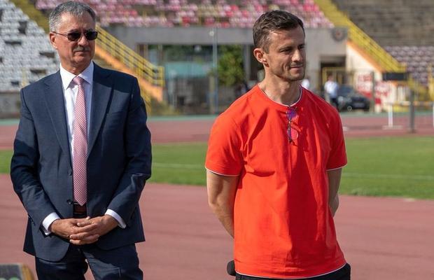 Nicolescu a răspuns, după replica golănească a lui Dani Coman: „Ăsta e modelul căutat la LPF?”