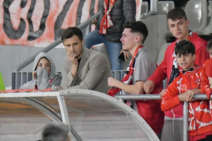 Imaginile durerii în Dinamo - Petrolul