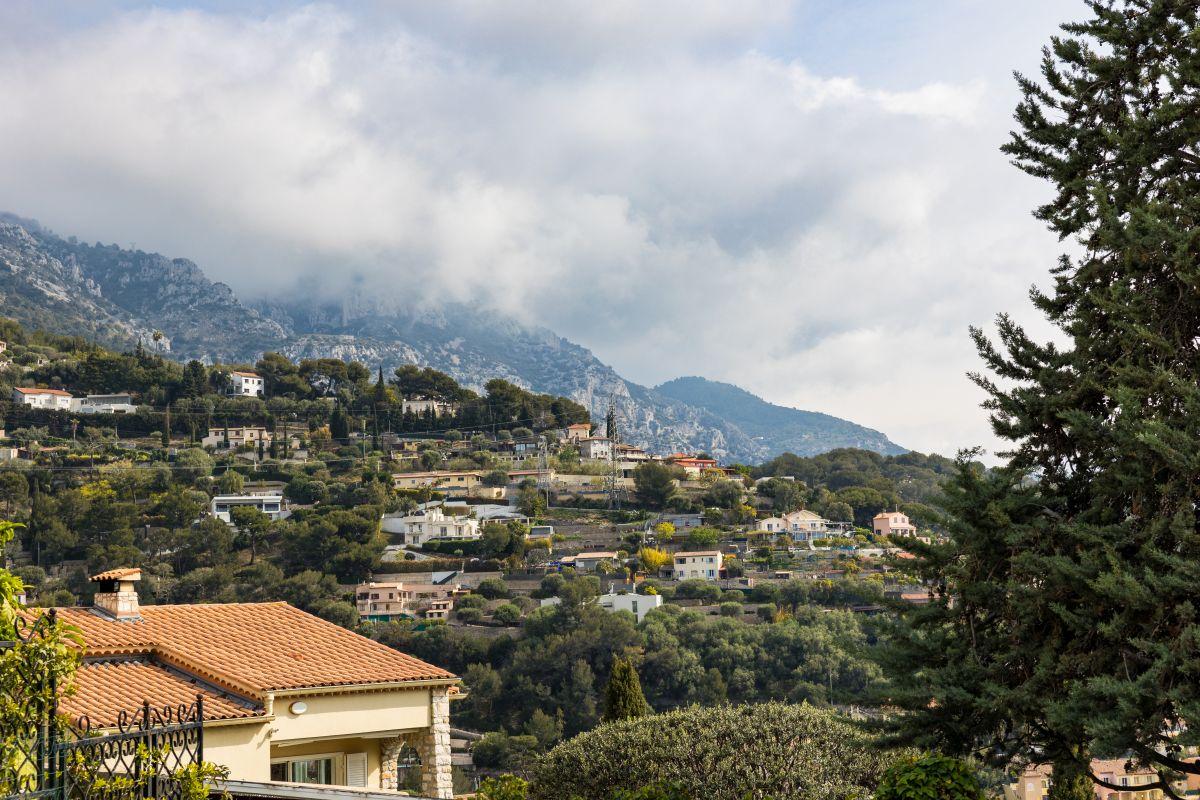 Zona de lux Beausoleil, unde și-a cumpărat Mircea Sandu 3 apartamente