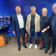 Dan Bobuțan (primarul din Huneadoara), alături de Ovidiu Ioanițoaia, Mircea Lucescu și Ioan Andone