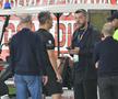 „Câinii” au scăpat victoria printre degete, după ce arbitrul Horațiu Feșnic (34 de ani) a acordat un penalty la ultima fază a meciului, transformat de Grozav, după ce VAR a analizase faza mai bine de 8 minute.