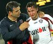 Cosmin Olăroiu îl consolează pe Viorel Moldovan, după Sfertul UEFAntastic
