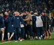 Teroare la Fenerbahce - Galatasaray » 3 „roșii” în prelungiri, Mourinho l-a lovit pe Buruk, mii de jandarmi au intervenit în forță! Scene de război