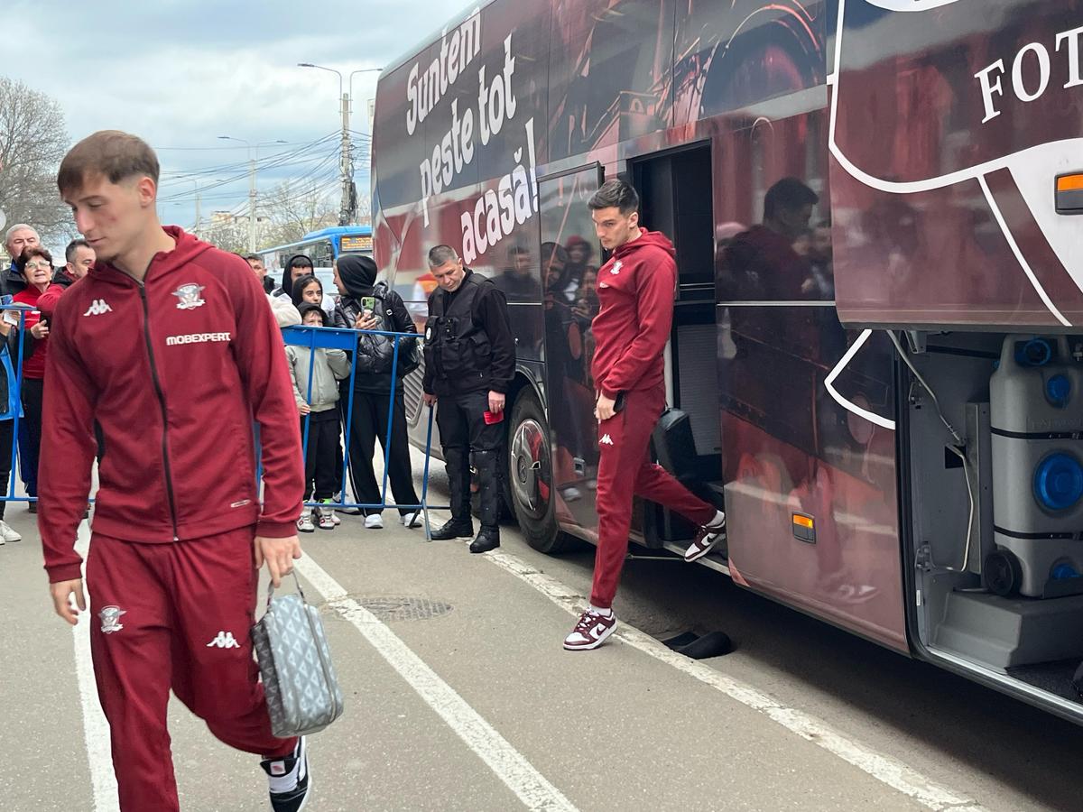 Imagini înainte de Metalul Buzău - Rapid