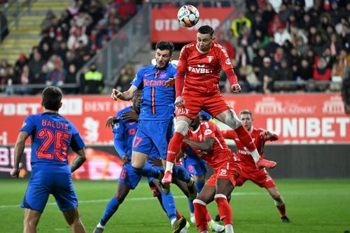 UTA Arad are probleme atât financiare, cât și sportive. FOTO: Imago