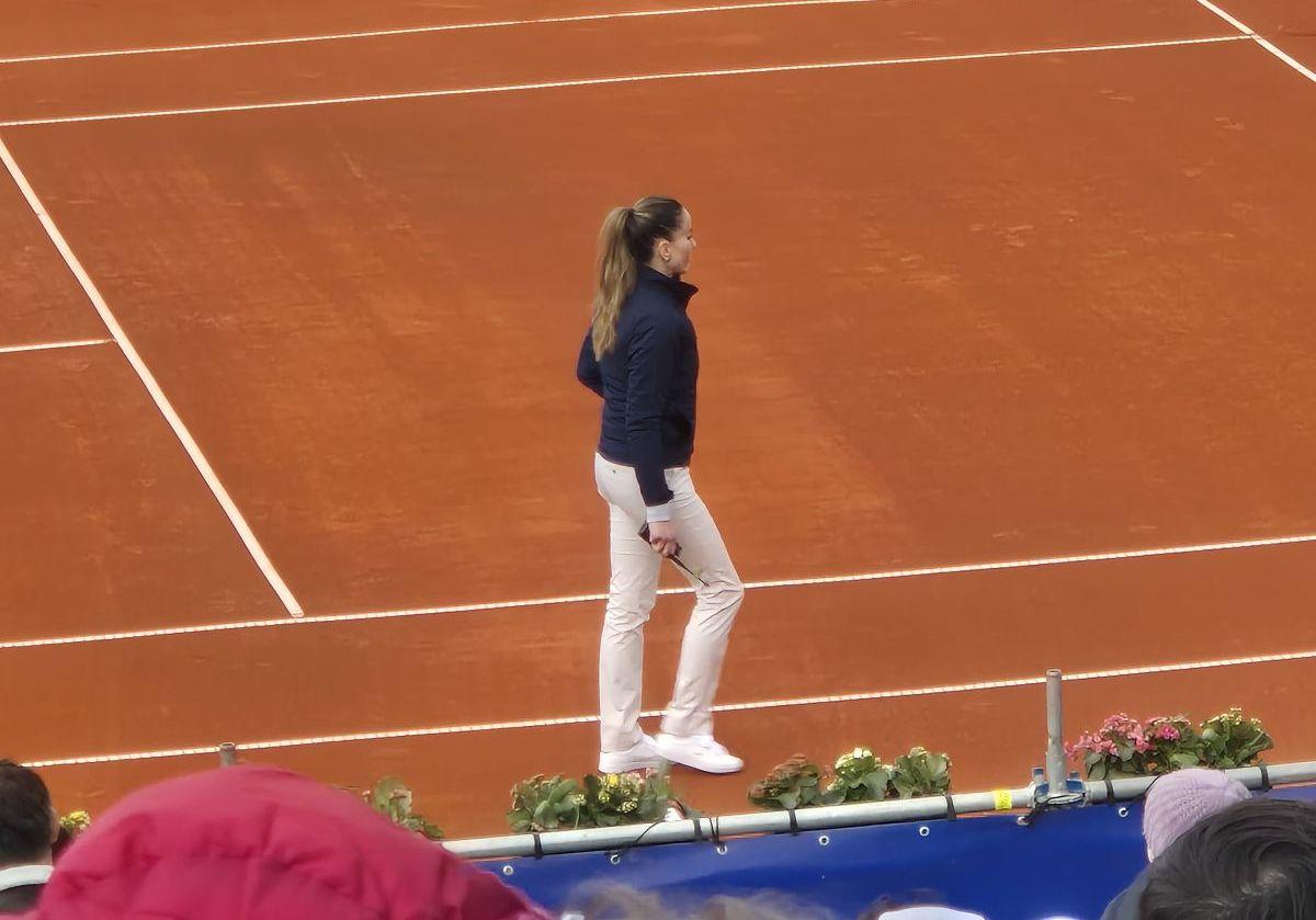 Arbitra Marijana Veljovic a atras toate privirile la turneul Țiriac Open de la București