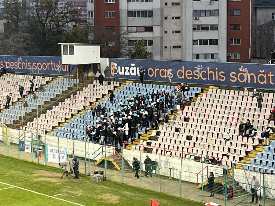 Metalul Buzău - Rapid 0-3, în „sferturile” Cupei României Betano » Două goluri în două minute, 3-0 la final, ura și la gară!