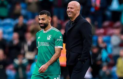 Arne Slot a „îngropat securea” cu Mohamed Salah: „Ne va părăsi ca o legendă a lui Liverpool”