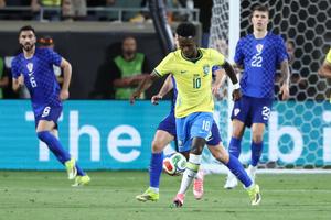 Arsenal vrea să-l facă pe Vinicius jr cel mai bine plătit din istoria clubului!