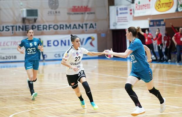Cum a reușit Minaur Baia Mare să răstoarne rezultatul cu SCM Rm. Vâlcea? Două greșeli flagrante de arbitraj!
