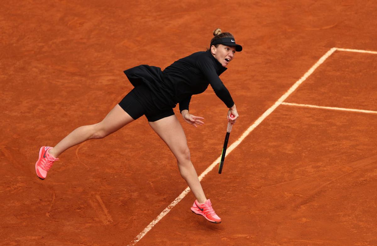EXCLUSIV Simona Halep: „Îmi place să gândesc tenisul, nu să-l joc la întâmplare” » Dubla campioană de Grand Slam explică sensul unui gest pe care-l face în timpul meciurilor
