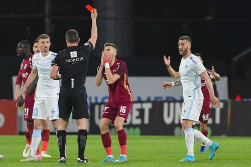 Cristi Balaj, președintele celor de la CFR Cluj, susține că și-ar dori ca ultima etapă din play-off-ul Ligii 1 să beneficieze de VAR. Partida „feroviarilor” cu FCSB s-ar putea disputa cu titlul pe masă.