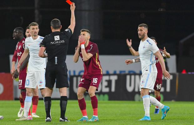 FCSB - CFR Cluj, cu VAR? Balaj: „Ar fi un ajutor imens!” » Roș-albaștrii au altă propunere