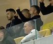 FCSB - FC Argeș | Mihai Stoica, managerul roș-albaștrilor, a savurat primul gol al meciului, reușit de Florin Tănase din penalty.