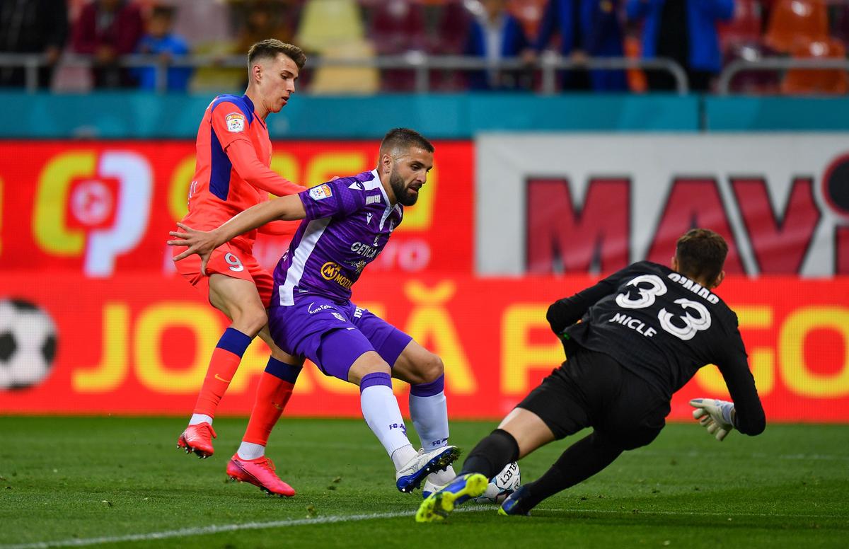 Dezlănțuit după FCSB - FC Argeș 4-0: „N-are nimic nici în vârful bocancului, nici în creier! Îl vedeți pe el să facă vreo cooperativă?”