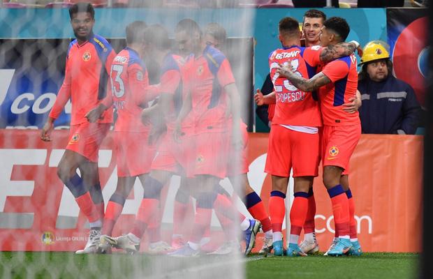 Jucătorul suspectat de Becali pro-CFR a ajutat-o și pe FCSB! Penalty de județeană pe Arena Națională