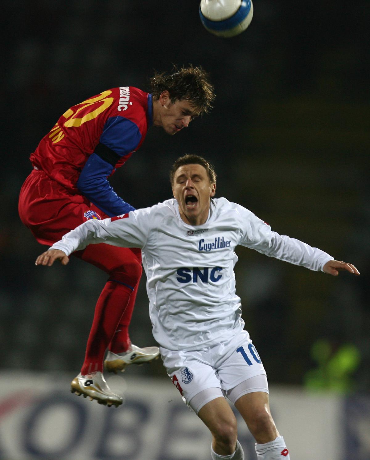 Adrian Senin